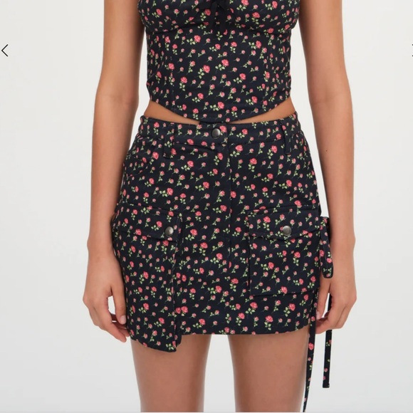 For Love And Lemons Camille Black Floral Denim Mini Skirt Size Small NWT - Picture 2 of 6